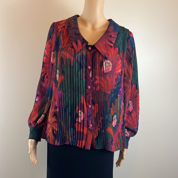 Farm Rio Bird Flowers Pleated Long Sleeve Babydoll Collared Blouse - Picture 9 of 12